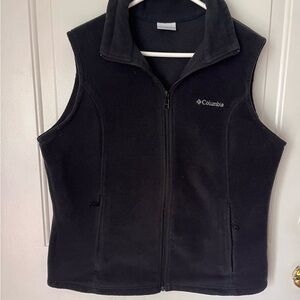 Columbia Black Fleece Vest with Stand Collar